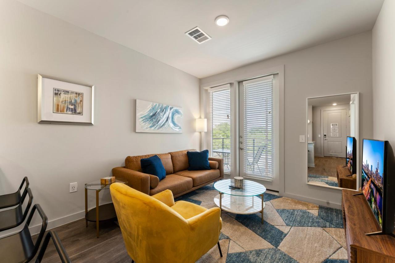 Luxury Central Apts - Free Parking, Gym, Fast Wifi Apartment Austin Exterior photo