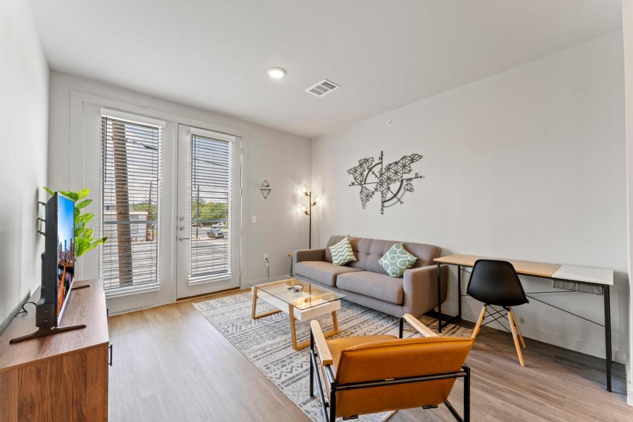 Luxury Central Apts - Free Parking, Gym, Fast Wifi Apartment Austin Exterior photo